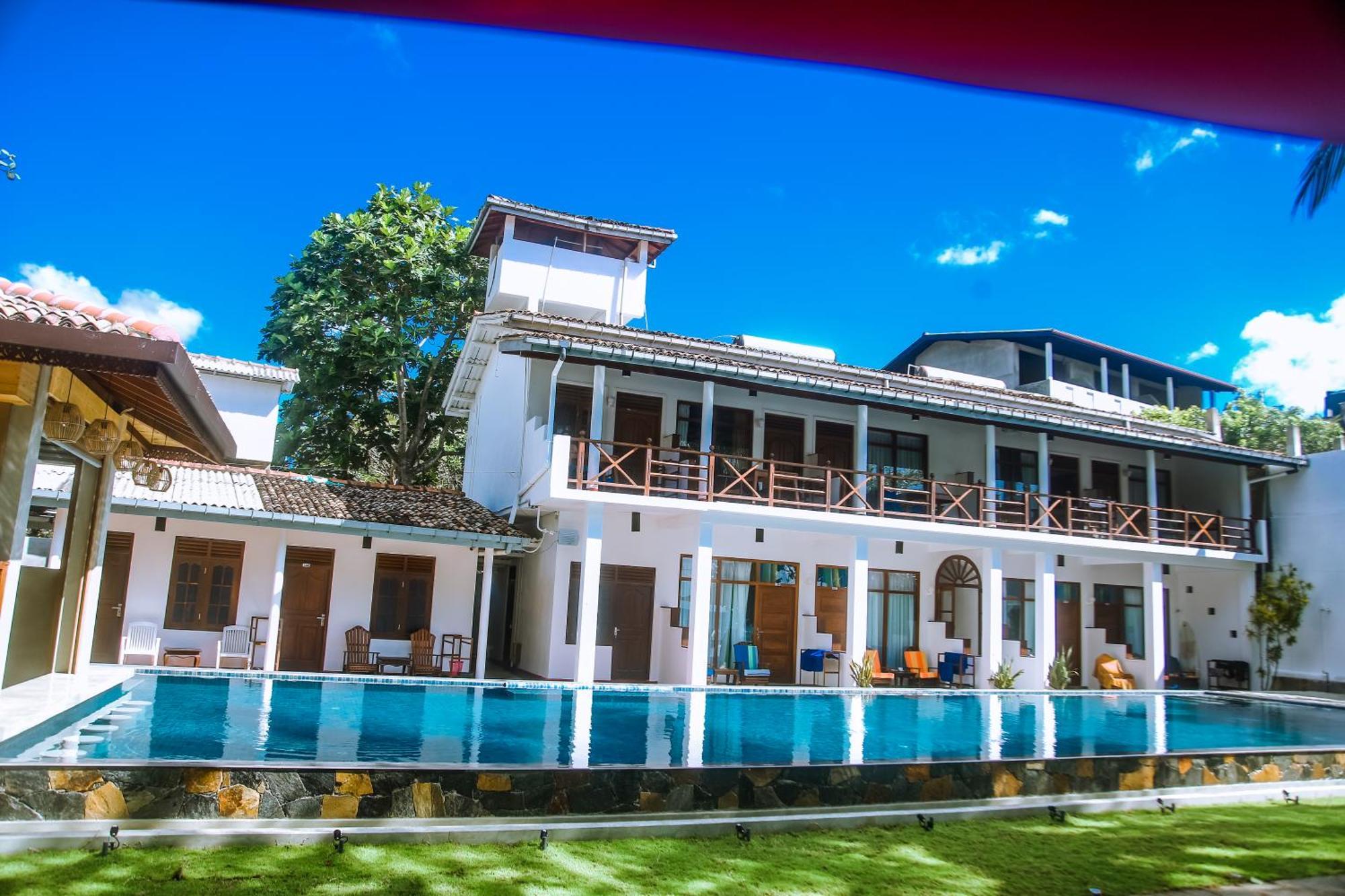 Hotel Surf Sea Breeze Mirissa Exterior foto